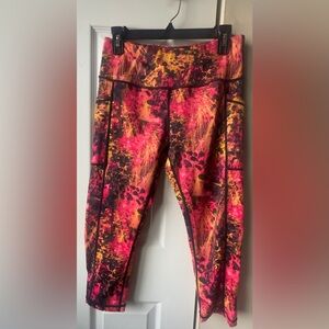 NWOT CVG-Constantly Varied Gear Leggings in a Retired "Volcano Pattern” Size M